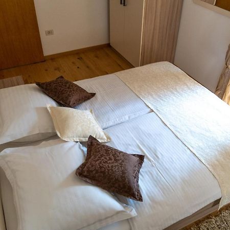 Apartments Linda マカルスカ エクステリア 写真